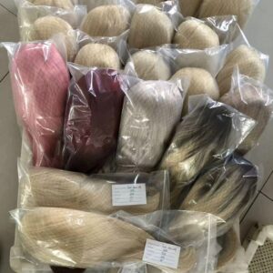 Wigs – 20 pieces (€2,500)